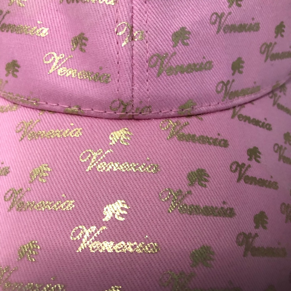Cap - Picture 2 of 8